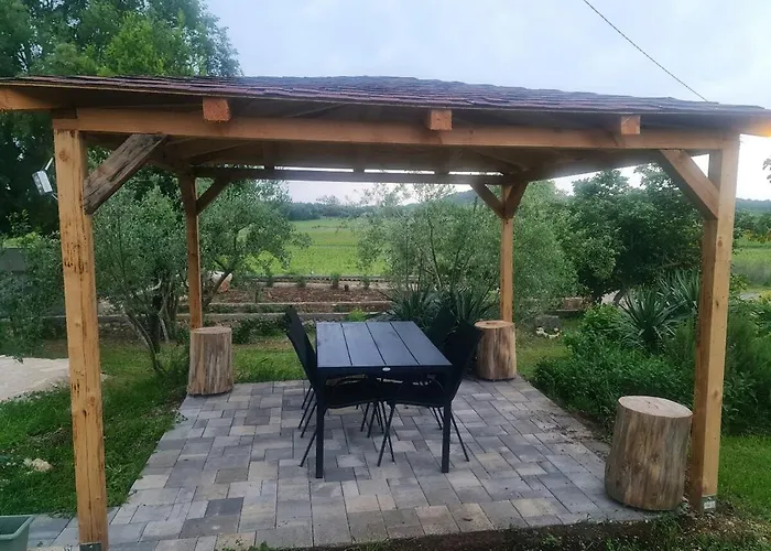 Apartman For 3,peaceful And Cosy