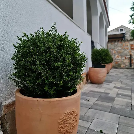 Апартаменти For 3,peaceful And Cosy